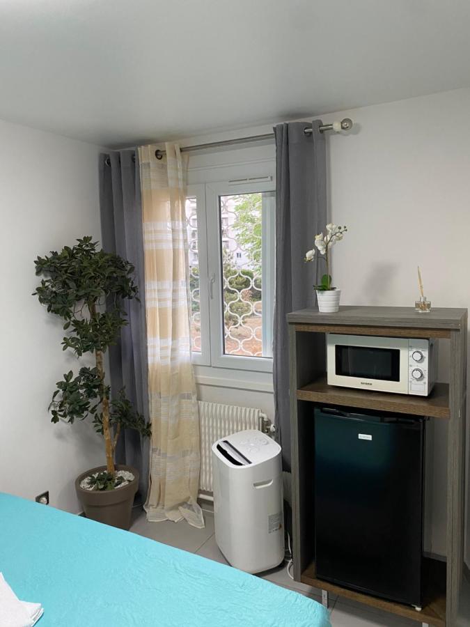 Residence Zola 2 Villeurbanne Bagian luar foto