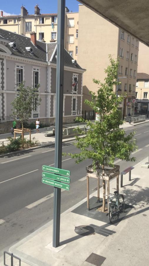 Residence Zola 2 Villeurbanne Bagian luar foto